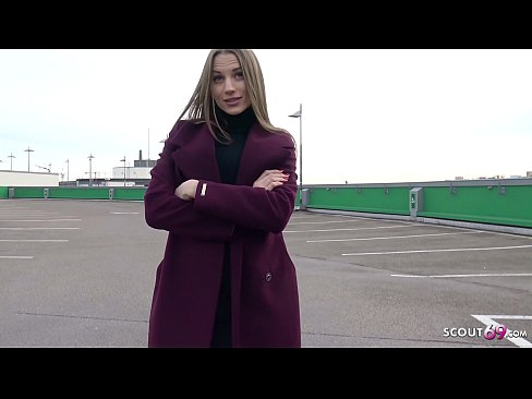 ❤️ NEMECKÝ SKAUT JE SEN DOTÝKAJÚCI SA STEELE, PARKOVISKO TELLTALE A SEXY ZA PENIAZE ❤️ Krásne porno na sk.com-milf-300.ru ❌️❤