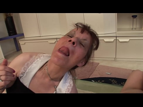 ❤️ Dve babičky a jeden dedko majú trojku ❤️ Krásne porno na sk.com-milf-300.ru ❌️❤