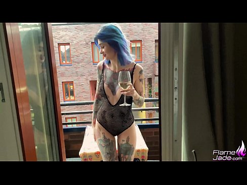 ❤️ Obrovské dievča fajčí s hltom a vášnivo šuká pod holým nebom ❤️ Krásne porno na sk.com-milf-300.ru ❌️❤
